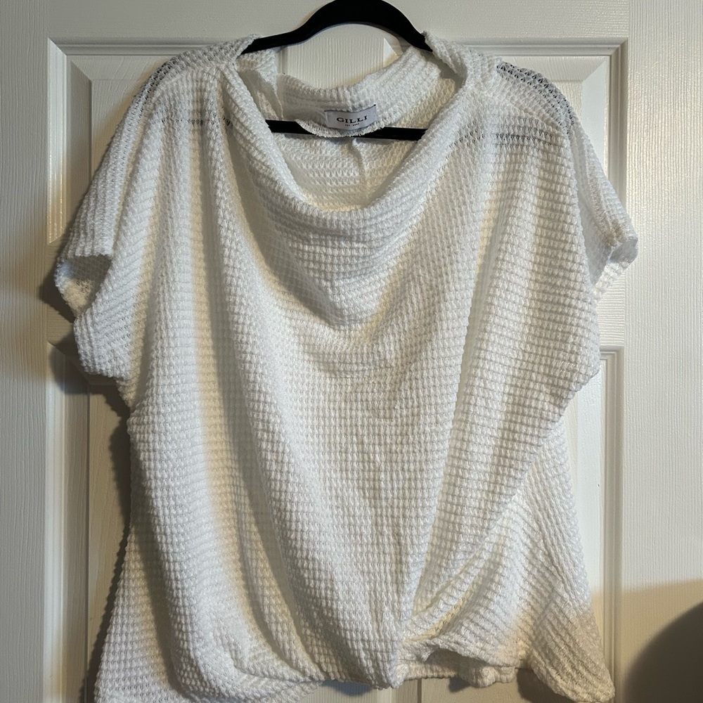 Gilli Cream Cap Sleeve Tie Front Blouse